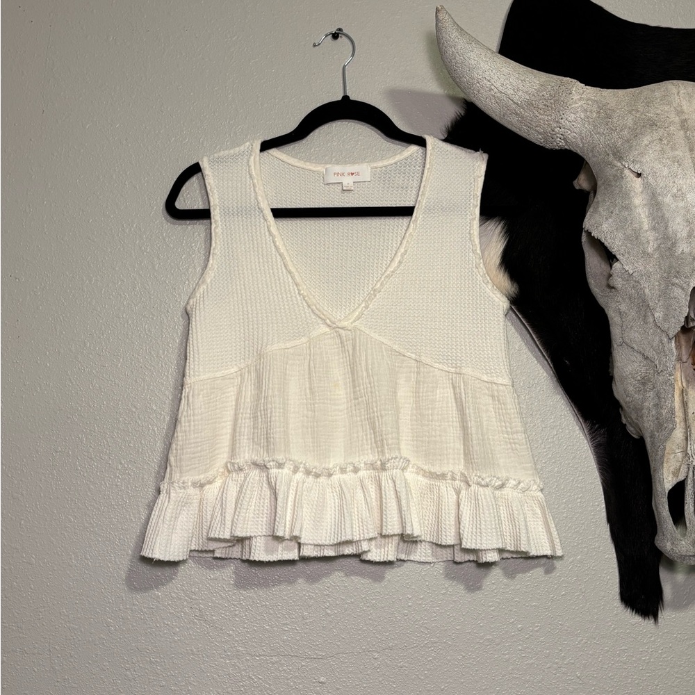 ❗️SOLD❗️Pink Rose Ivory Sleeveless Blouse
